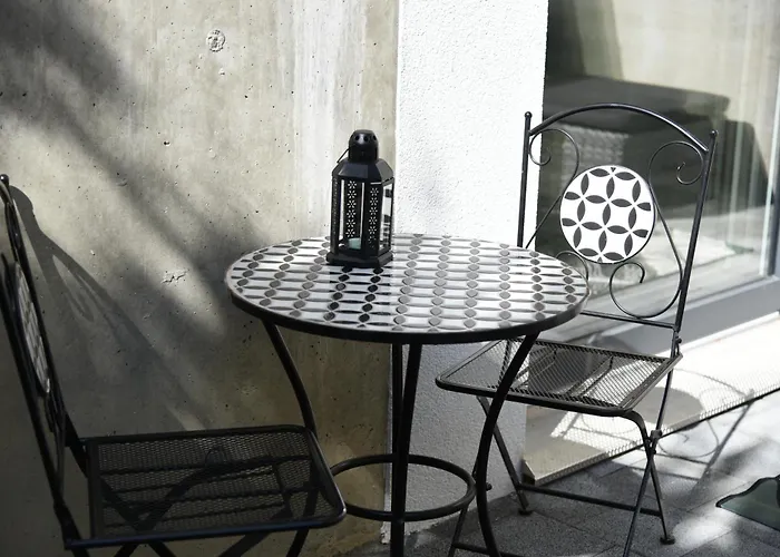 Charming With Terrace 5 Minutes From Murten Lägenhet Münchenwiler